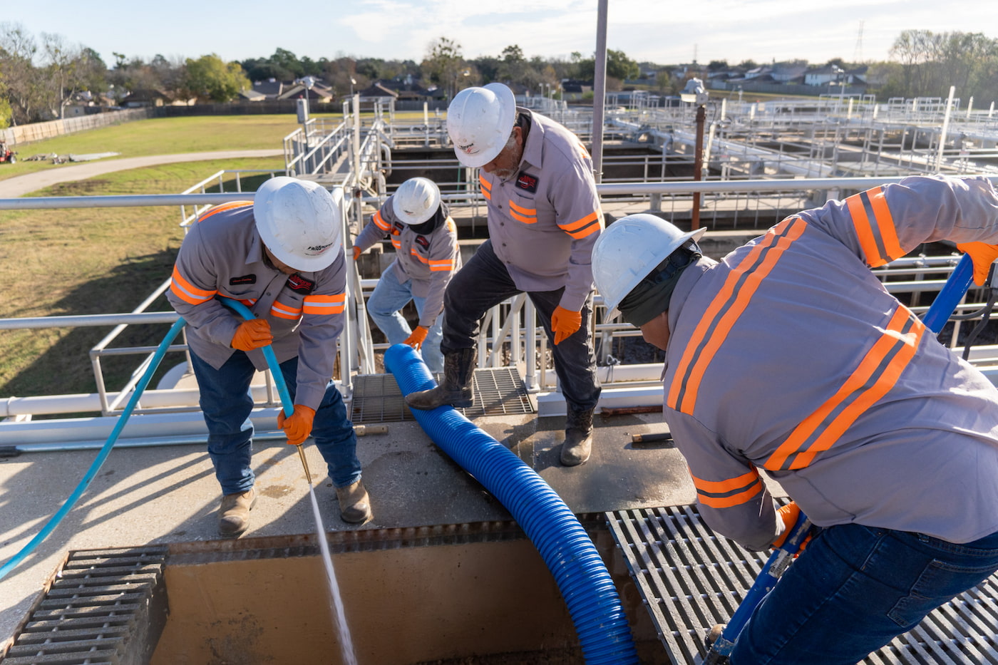 Vacuum and jetting support for industrial facility piping